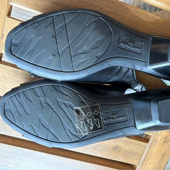 Anne Klein iflex Women's Black Embellished Slingback Heels - Picture 7 of 8